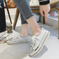 Sneakers Argento brillanti : Unisci stile e comfort nella vita quotidiana 